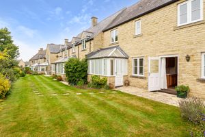 Rear 2- click for photo gallery